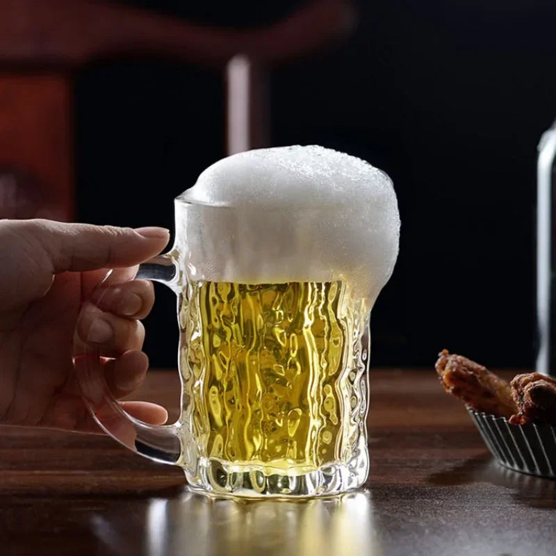 les détails de la chope de bière japonaise