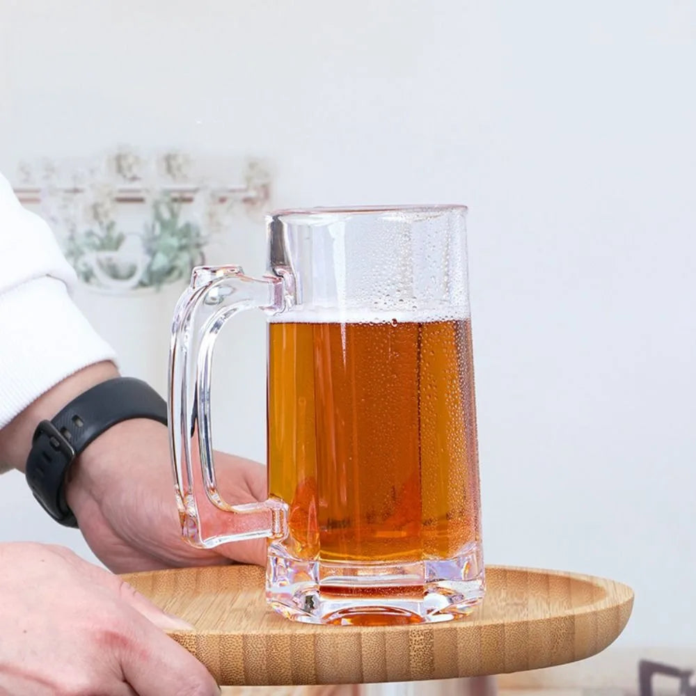 Une chope de bière en acrylique