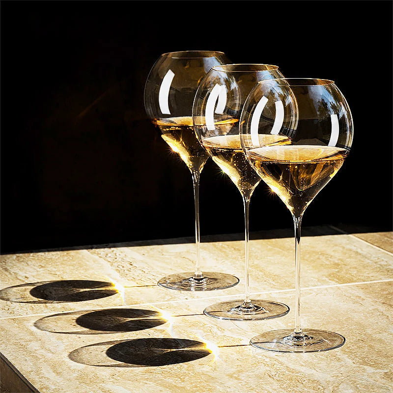 Verres champagne dans un bar parisien