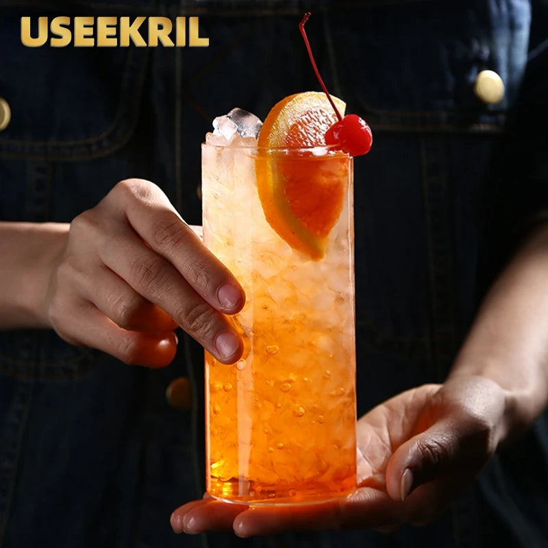 Verre long drink barman