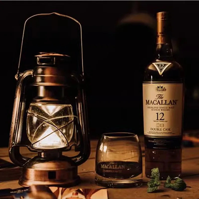 Verre à whisky Macallan et bouteille Macallan