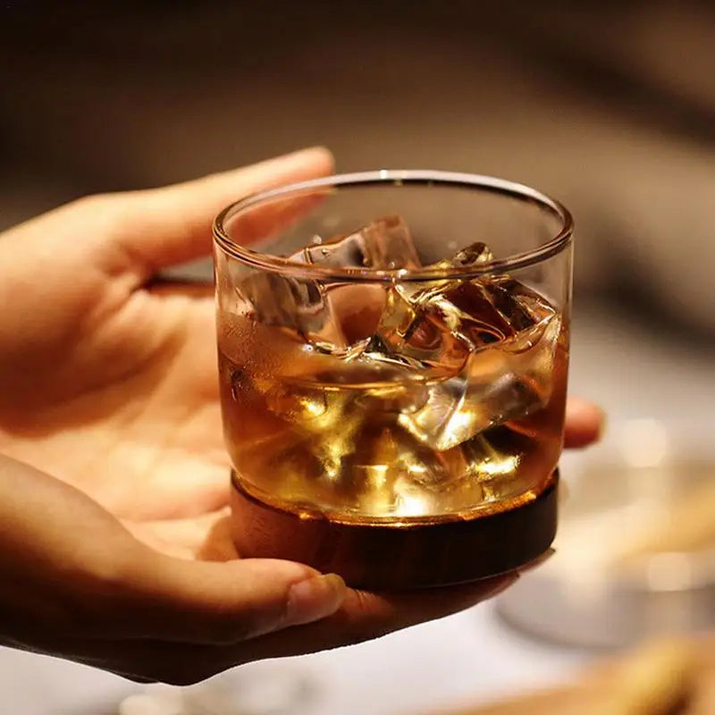 Les détails du petit verre à whisky