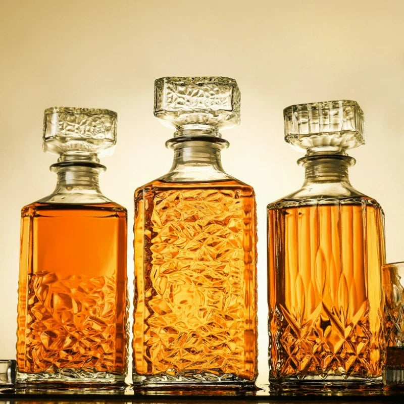 Trois carafes pour la dégustation de whisky