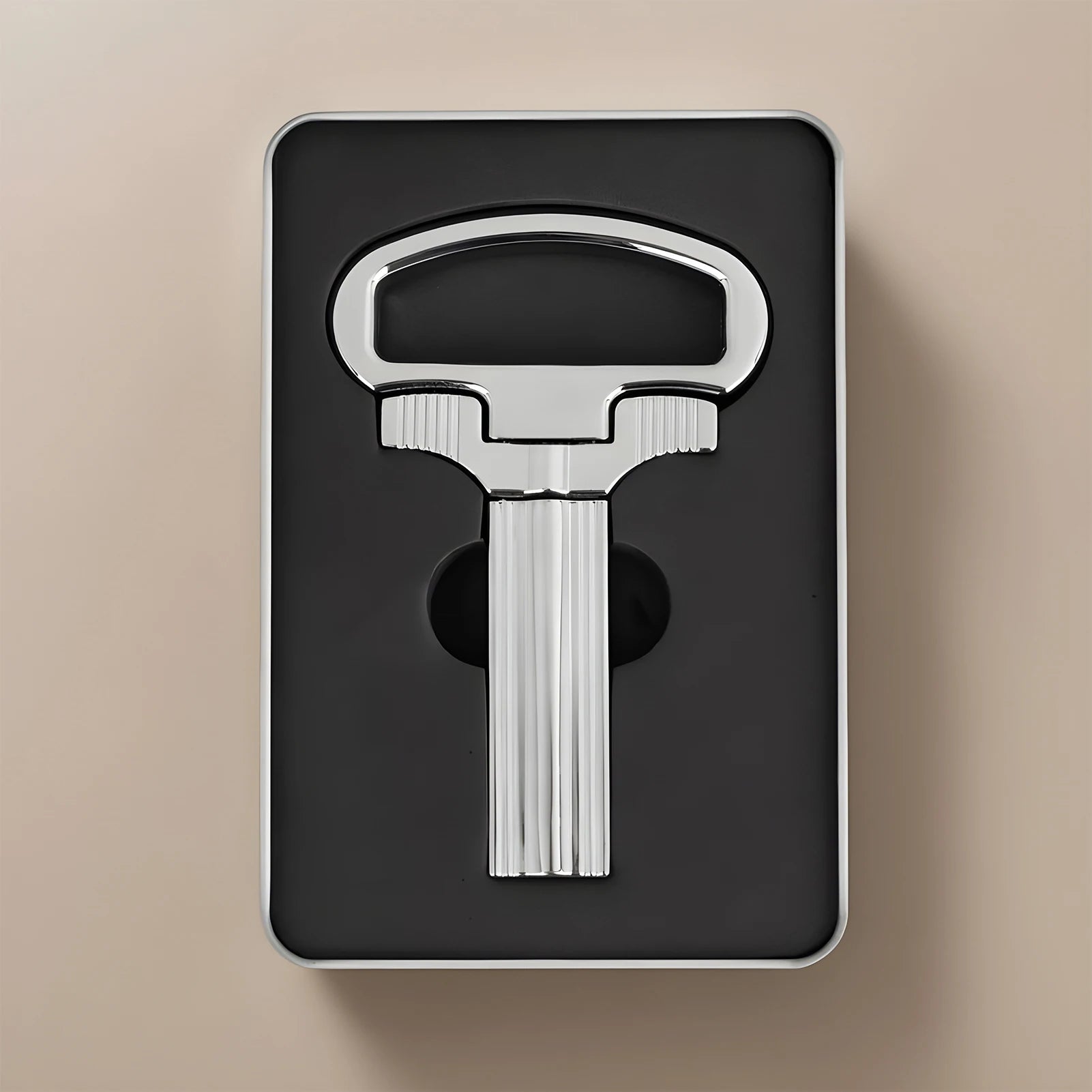 Tire-bouchon bilame dans un coffret acier