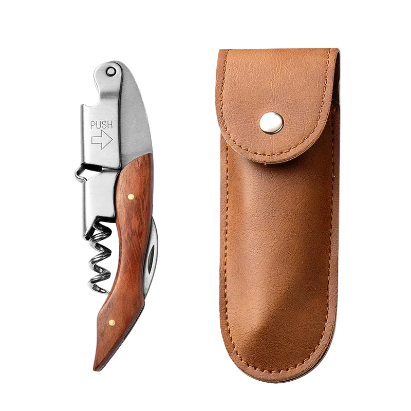 Tire-bouchon sommelier bois et cuir sur fond blanc