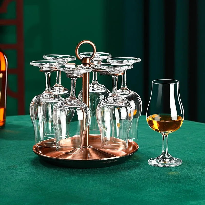 Un lot de 6 verres à liqueurs 