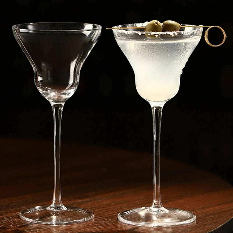 1 verre margarita vide et un plein