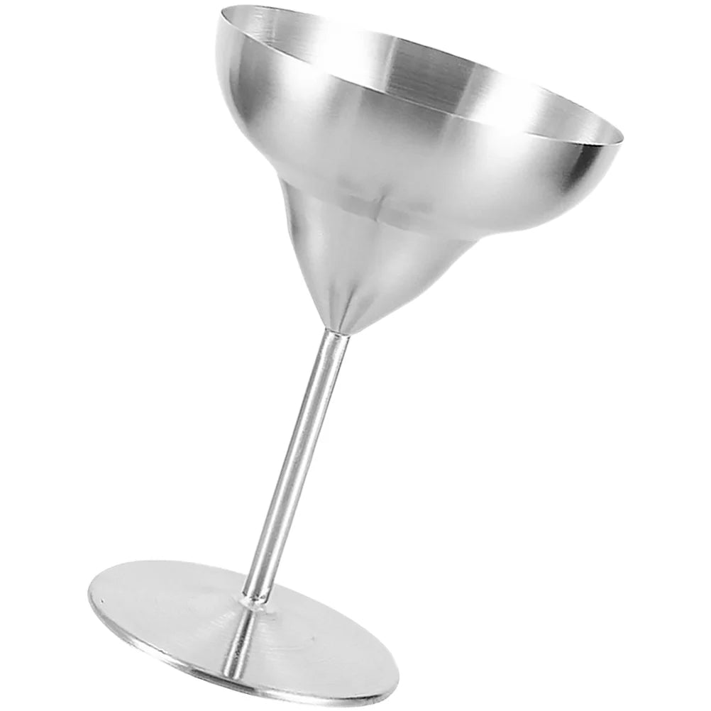 Zoom sur le verre margarita en metal