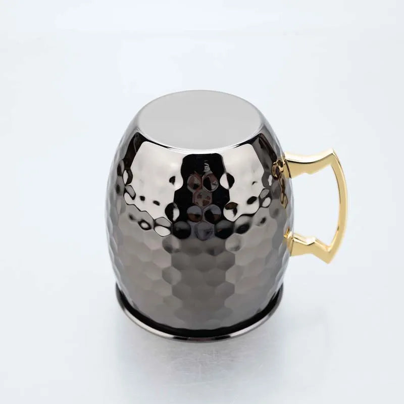 Un verre à moscow mule à l'envers