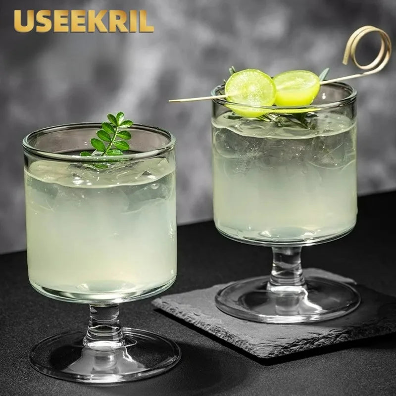 verre à gin tonic sur pied