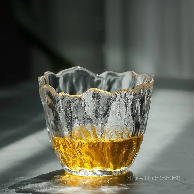 Zoom sur les détails du verre à whisky